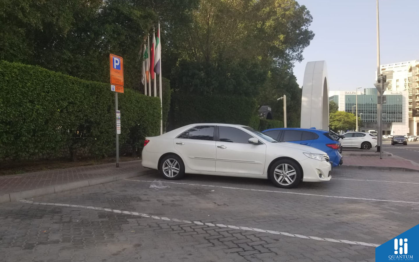 Airport Road Area, Al Garhoud