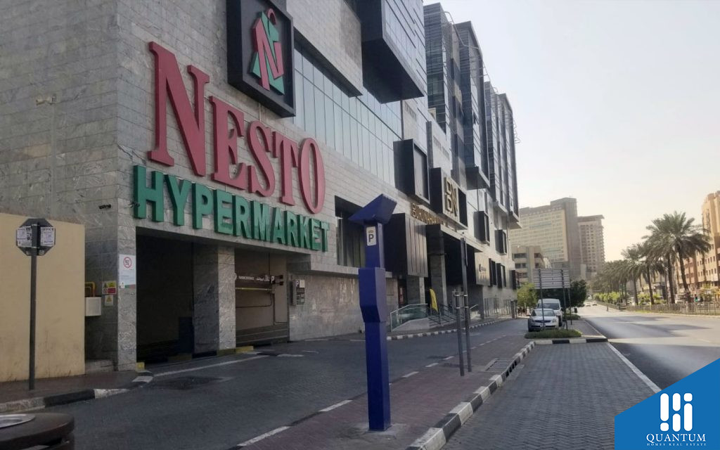 المطينة، ديرة