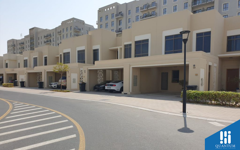 صافي تاون هاوس، تاون سكوير