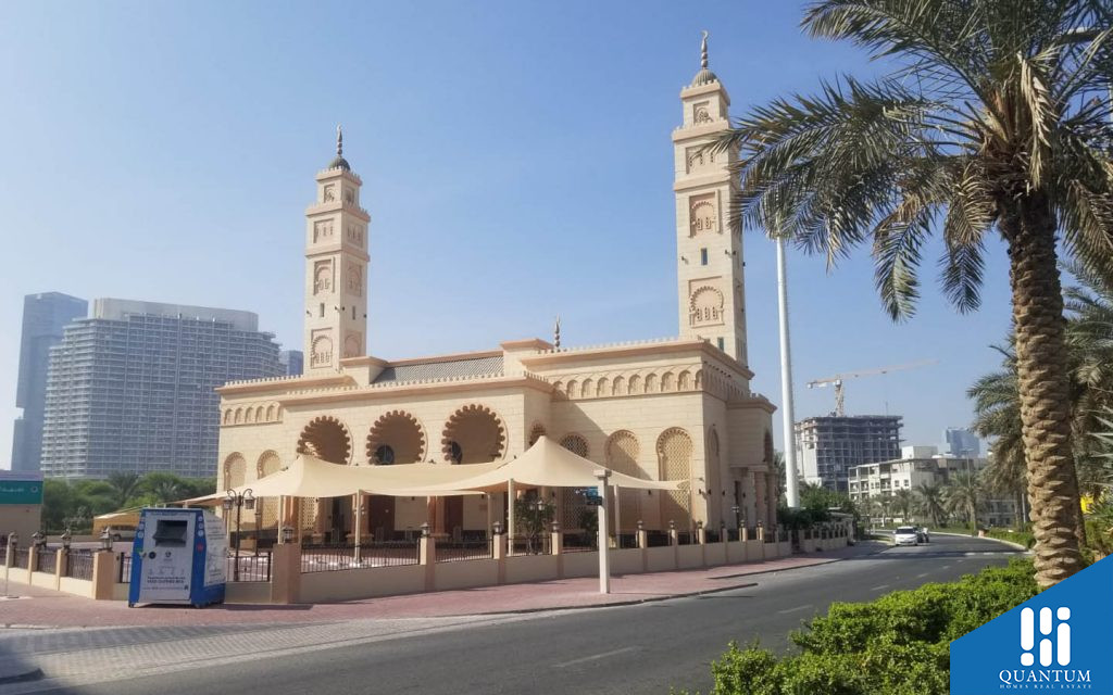 فلل غولدن وودز، قرية جميرا الدائرية