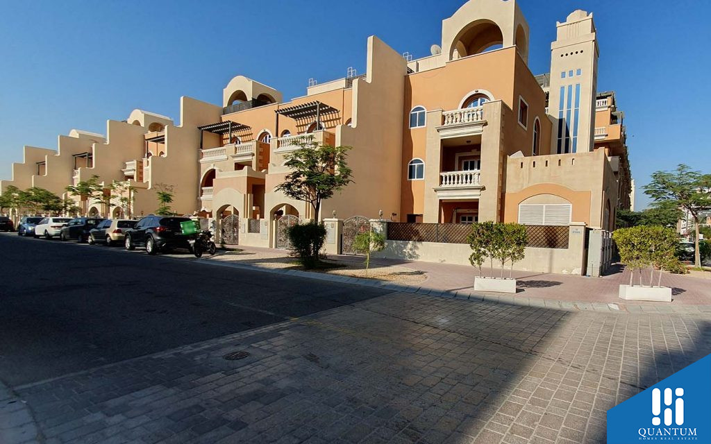 سيزونز كوميونيتي، قرية جميرا الدائرية