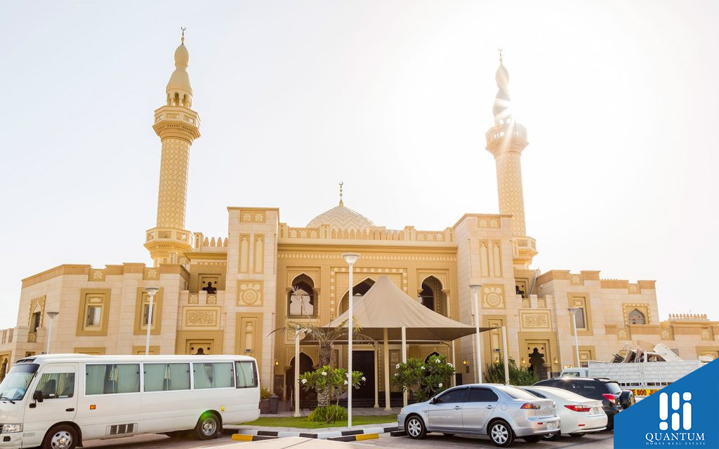 الضاحية 8L، مثلث قرية جميرا