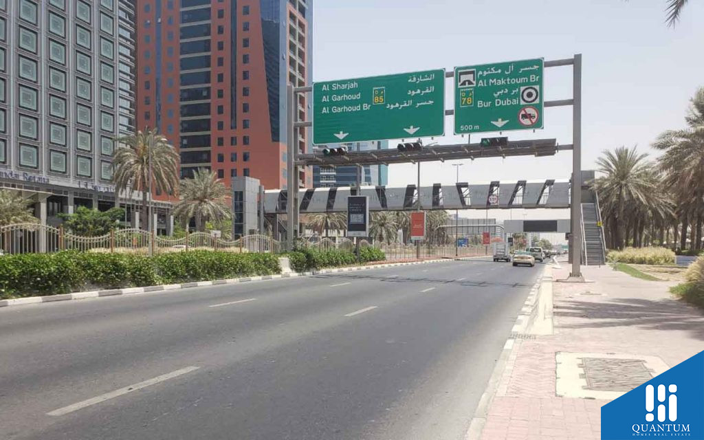 رقة البطين، ديرة