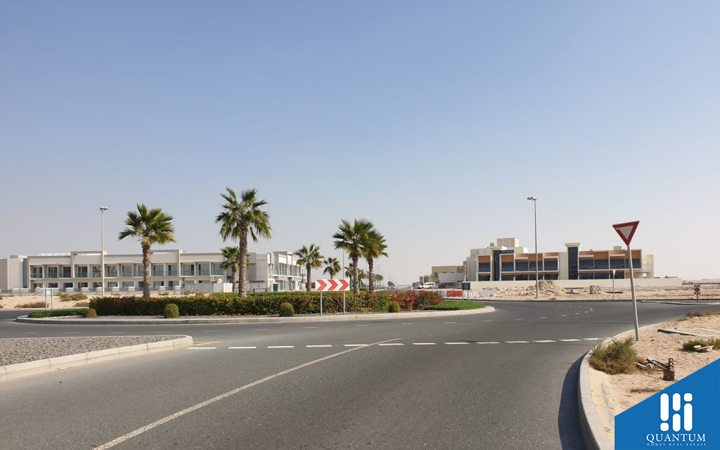 صحارى ميدوز 2، مجمع دبي الصناعي
